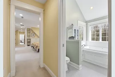 16 Hawthorn Rd, Amherst, MA 01002 - Photo 33