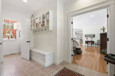 16 Hawthorn Rd, Amherst, MA 01002 - Photo 5