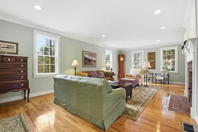 16 Hawthorn Rd, Amherst, MA 01002 - Photo 17