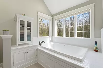 16 Hawthorn Rd, Amherst, MA 01002 - Photo 31