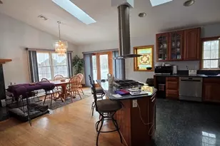 700 Old Fall River Rd, Dartmouth, MA 02747 - Photo 19