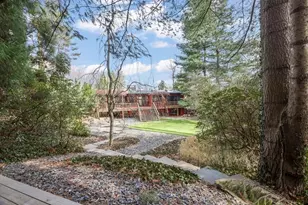 38 Cumberland Ave, Brookline, MA 02445 - Photo 37