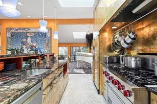 38 Cumberland Ave, Brookline, MA 02445 - Photo 7