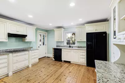 32 - 34 Thoreau Street, Concord, MA 01742 - Photo 21