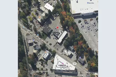 353 Great Road #2, Bedford, MA 01730 - Photo 3