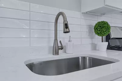 73 Walnut St, Dedham, MA 02026 - Photo 5