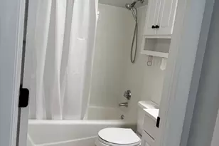 135 Creek, Wrentham, MA 02093 - Photo 5