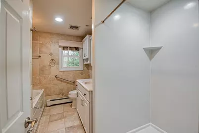 328 Caswell St, Taunton, MA 02718 - Photo 17