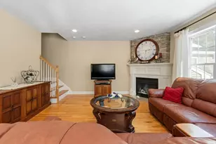 47 Longview Cir, Ayer, MA 01432 - Photo 9