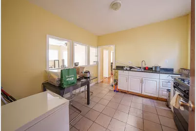 41 Derby St #1, Somerville, MA 02145 - Photo 3