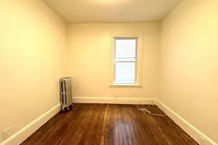 11 E Milton Rd, Brookline, MA 02445 - Photo 15