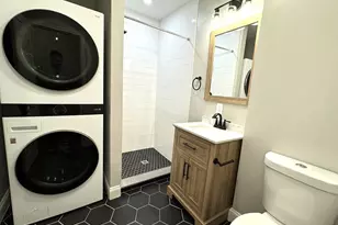 11 E Milton Rd, Brookline, MA 02445 - Photo 19