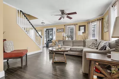 90 Elm St, Swansea, MA 02777 - Photo 3