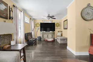 90 Elm St, Swansea, MA 02777 - Photo 5