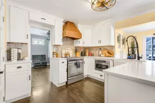 90 Elm St, Swansea, MA 02777 - Photo 9