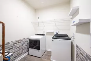 220 Martins Lndg, North Reading, MA 01864 - Photo 19