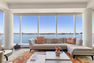 22 Liberty Dr, Boston, MA 02210 - Photo 3