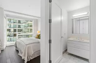 22 Liberty Dr, Boston, MA 02210 - Photo 33