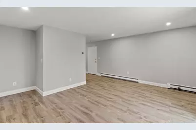 7 Chapel Hill Dr #8, Plymouth, MA 02360 - Photo 9