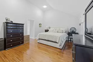 1 Newton St, Dartmouth, MA 02748 - Photo 5