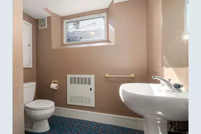 105 Babcock St, Brookline, MA 02446 - Photo 25