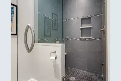 105 Babcock St, Brookline, MA 02446 - Photo 15