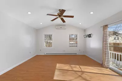 3 Payson St, Worcester, MA 01607 - Photo 9