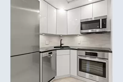 127 Beacon St #51, Boston, MA 02116 - Photo 5