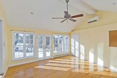 124 Silver, South Hadley, MA 01075 - Photo 5