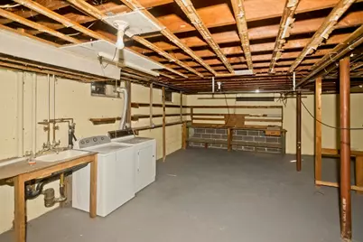 124 Silver, South Hadley, MA 01075 - Photo 39