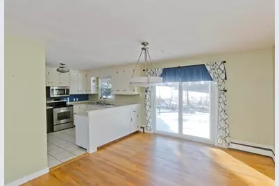 124 Silver, South Hadley, MA 01075 - Photo 7