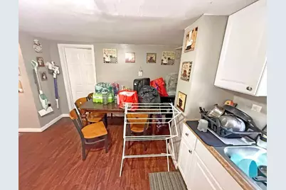 710 School St, Lowell, MA 01851 - Photo 9