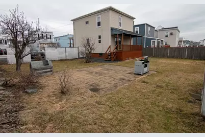 25 McKinley St, Revere, MA 02151 - Photo 23