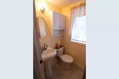 25 McKinley St, Revere, MA 02151 - Photo 19