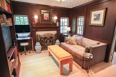 32 Pickwick Road, Newton, MA 02465 - Photo 9