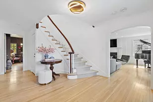 32 Pickwick Rd, Newton, MA 02465 - Photo 7