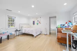 32 Pickwick Rd, Newton, MA 02465 - Photo 29