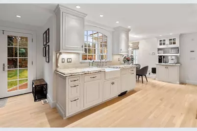 32 Pickwick Road, Newton, MA 02465 - Photo 15