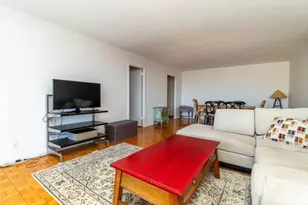 33 Pond Ave, Brookline, MA 02445 - Photo 15