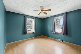 56 Percy St, Chicopee, MA 01020 - Photo 21