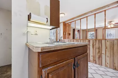 56 Percy St, Chicopee, MA 01020 - Photo 15