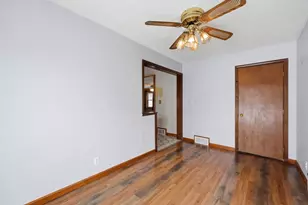 56 Percy St, Chicopee, MA 01020 - Photo 25