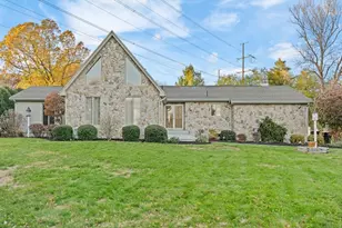 86 Willowbrook Dr, Agawam, MA 01001 - Photo 1