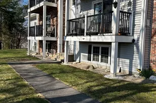 8 Chapel Hill Dr, Plymouth, MA 02360 - Photo 3