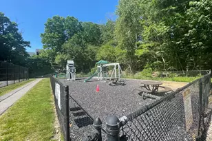 8 Chapel Hill Dr, Plymouth, MA 02360 - Photo 23