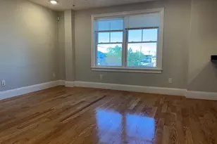 45 Spring St, Boston, MA 02132 - Photo 7