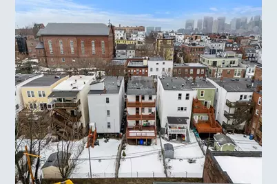 110 Everett St, Boston, MA 02128 - Photo 23