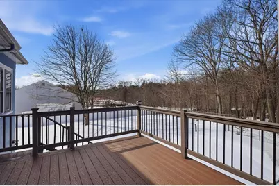 660 S Franklin, Holbrook, MA 02343 - Photo 23