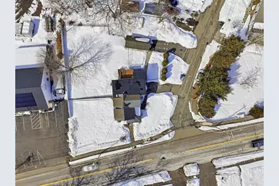 660 S Franklin, Holbrook, MA 02343 - Photo 3