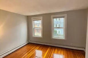 225 Florence St, Boston, MA 02131 - Photo 5